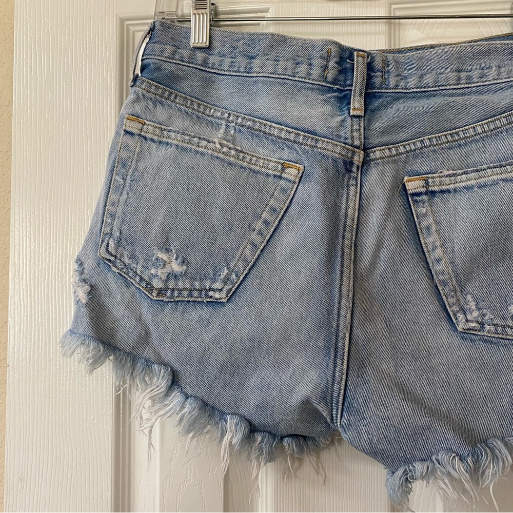 AGOLDE Parker Vintage Cut Off Denim Jean Shorts Light Wash Button Fly Size 28” - Picture 10 of 15